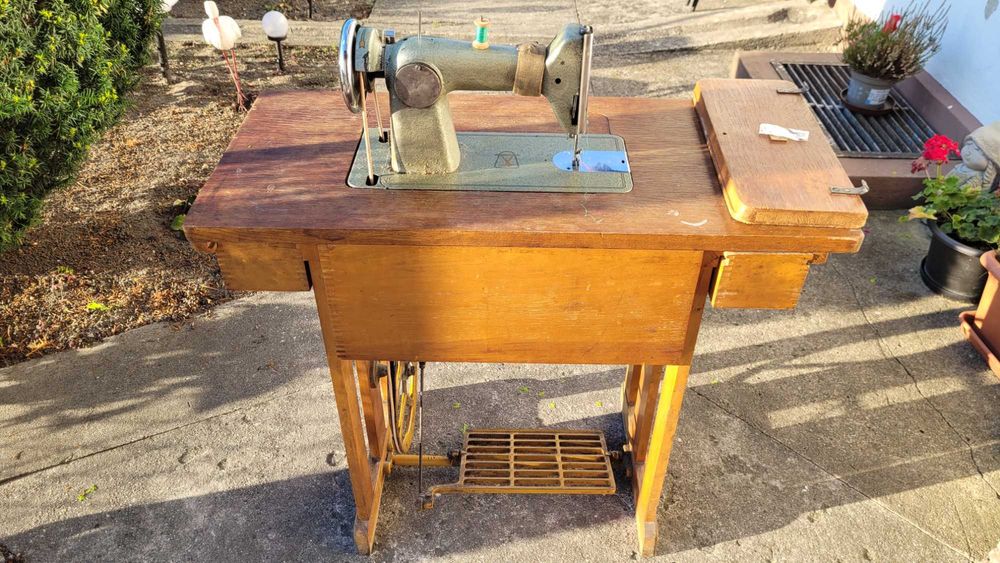 Maszyna do szycia Łucznik