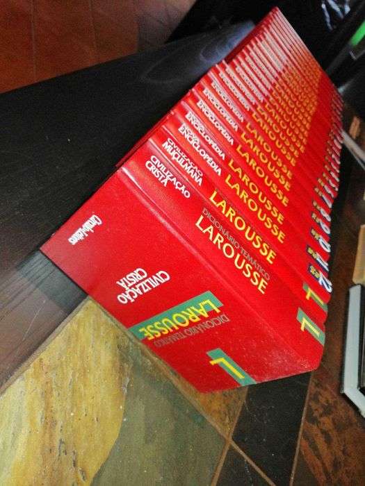 Nova Enciclopédia Larousse