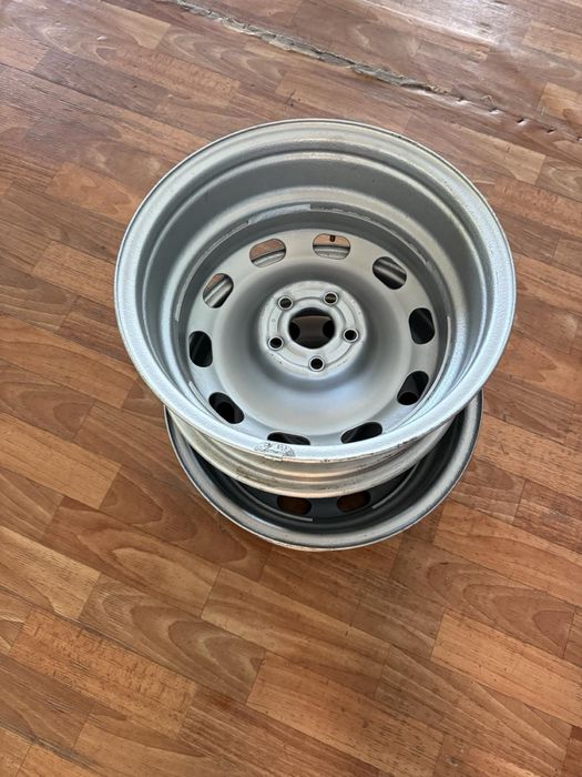 Продам 2 диски r15 до легкового авто 5 х100