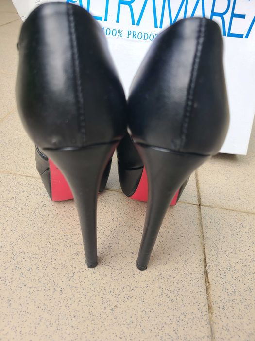 Sandálias stilletos Altramarea
