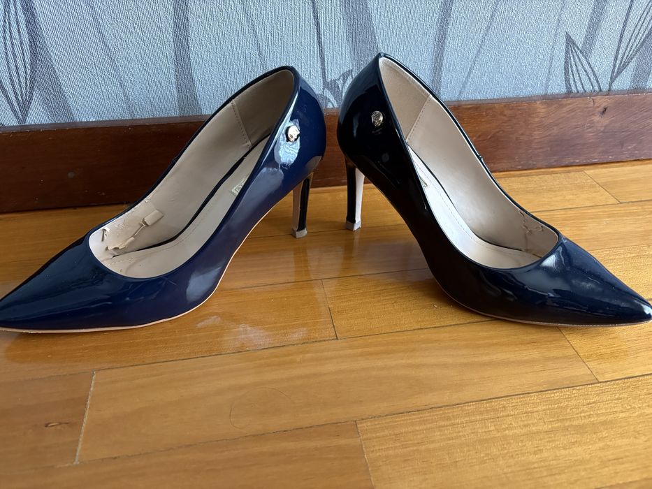 Sapatos senhora n38