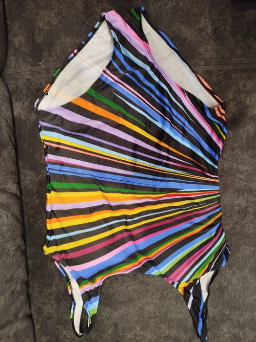 Купальник сдельный