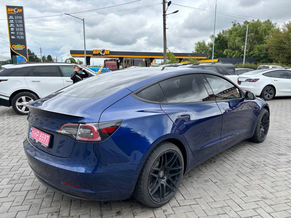 Tesla Model 3 standart