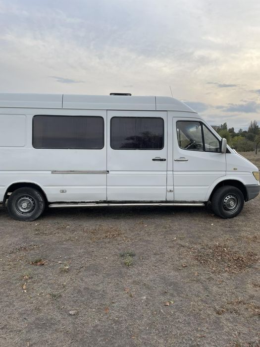 Мерседес спринтер