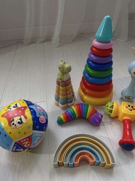 Набір іграшок для  дитини від 6 місяців