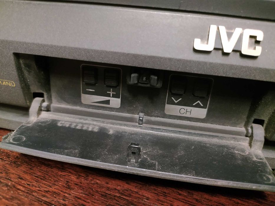 Телевизор JVC C-14M1 Super Multi 21