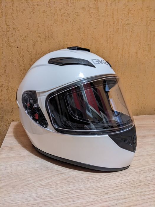 Мотошлем QIKE , розмір L