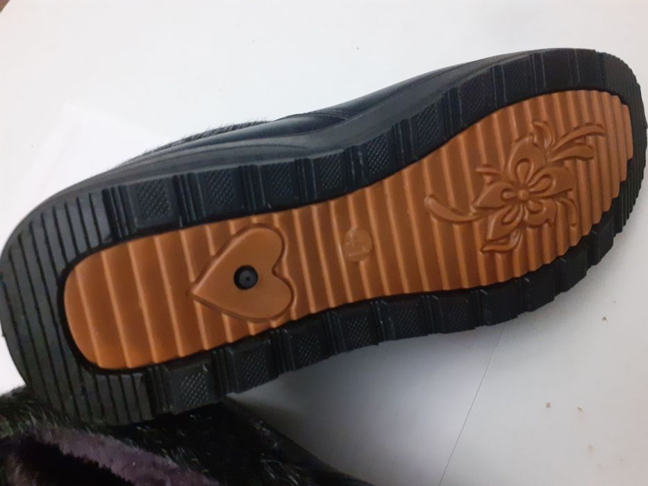 Ботинки женские кожзам на искусственном меху размер  по стельке 24,8 с