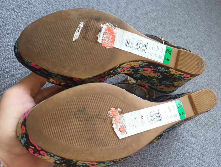 Kolorowe sandałki koturny roz 37