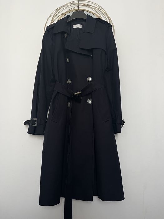 Тренч , плащ від Mango.