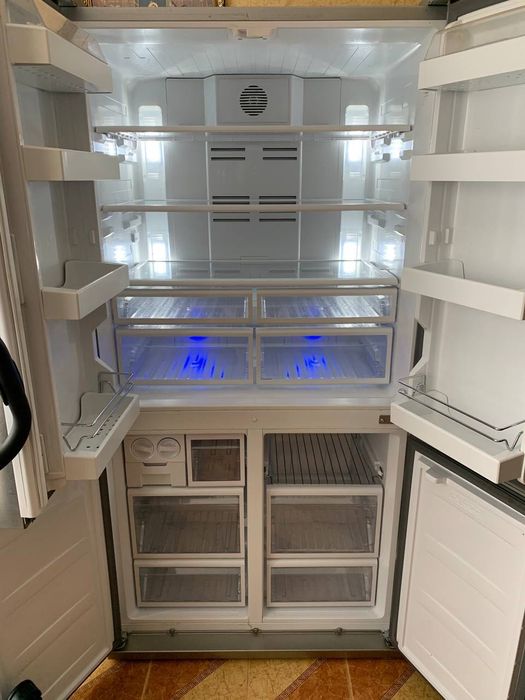 Холодильник SMEG