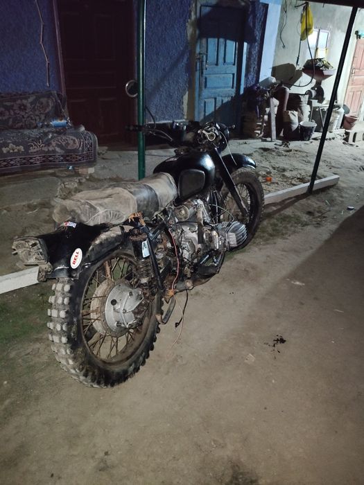 Продам мотоцикл днепир 11