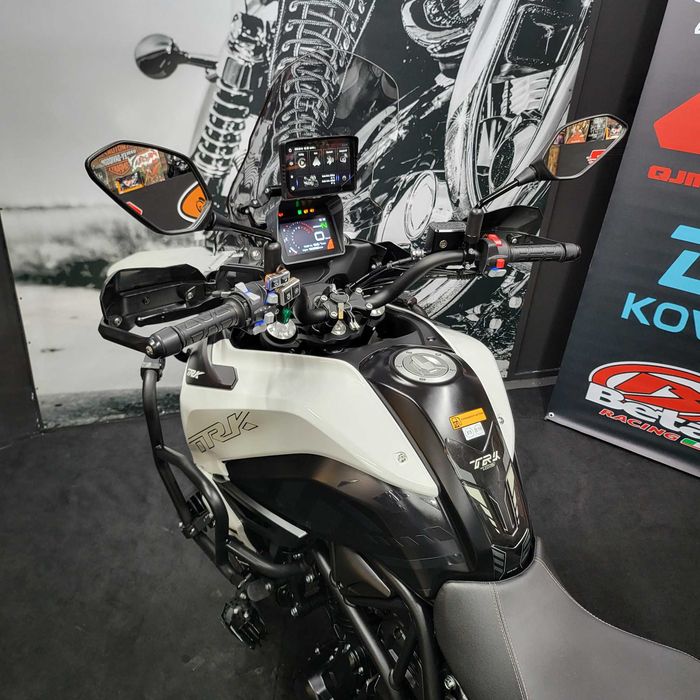 Benelli TRK 702 X