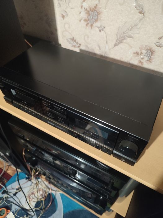 Кассетная дека AIWA AD-WX333.