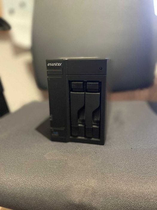 NAS Asustor AS6102T 2GB RAM, Dysk 2TB x 2 - Chmura