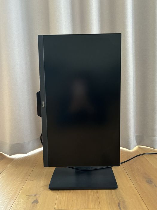 Sprzedam Monitor BenQ PD2500Q z uszkodzoną matrycą