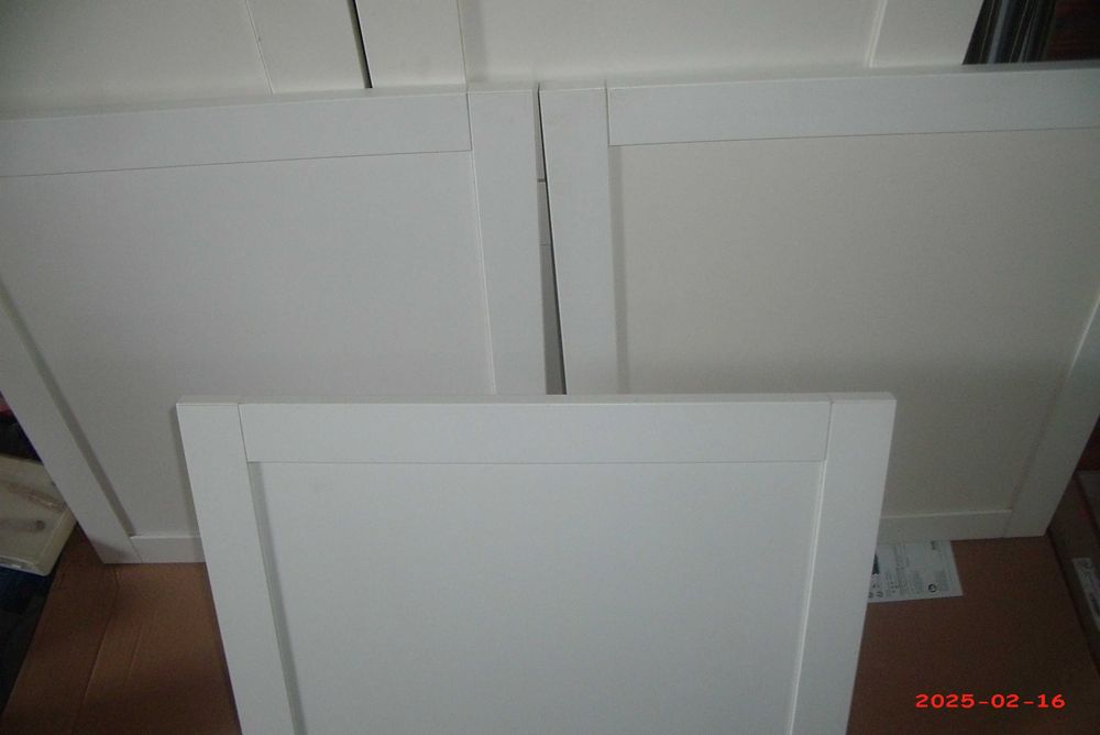 Vendo 9 portas branco Besta Ikea  50euros