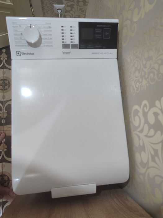 Продам пральну машину Electrolux верхня загрузка..