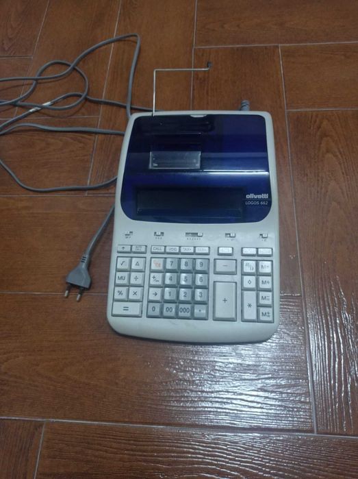 Máquina de fazer contas com papel