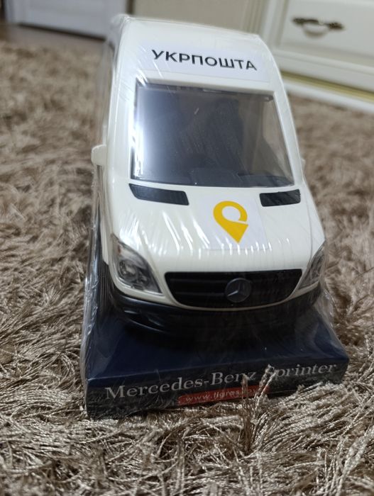 Іграшкова Машинка