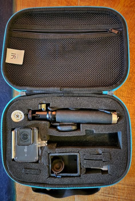 Kamerka sportowa Yi 4k + akcesoria