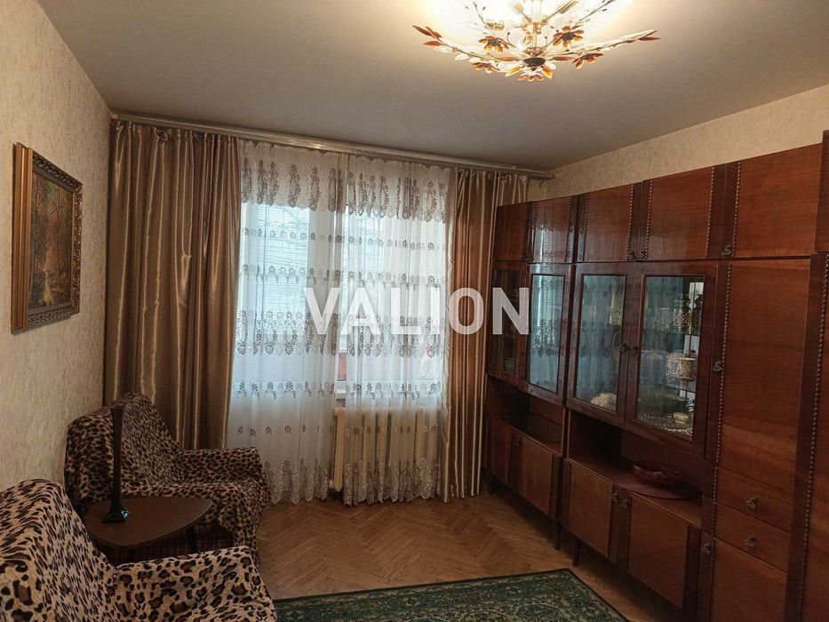 Продам 2-комн. квартиру, р-н Оболонь, пр. Оболонский 33а