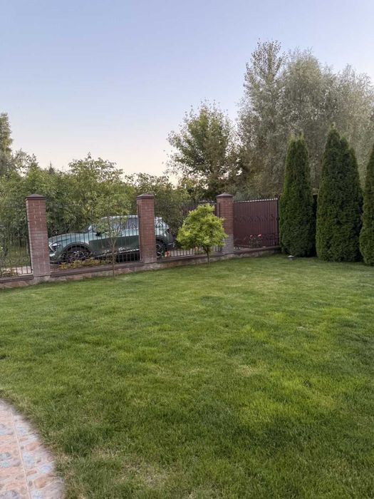 Київ Садова Осокорки р-н Шлюз №2 єроремонт будинок без комісії