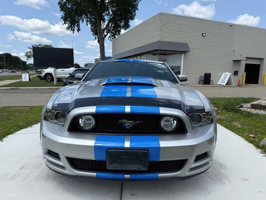 Ford Mustang      2014