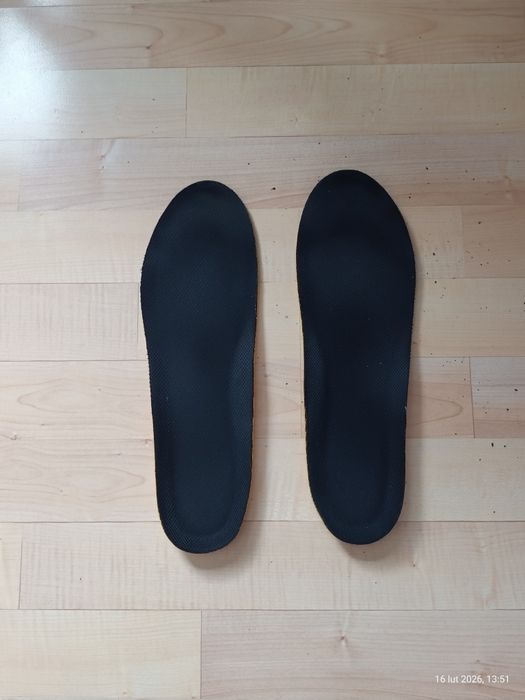 wkładki do botów zkacz wyżej