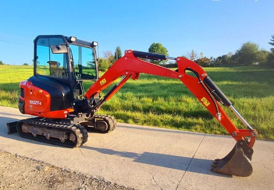 Usługi Minikoparką Koparka Prace Ziemne  Koparko ładowarka  PRZYŁĄCZA