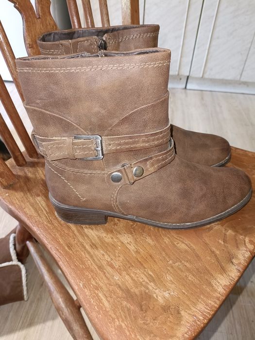 Botki jesienne na malutkim obcasiku