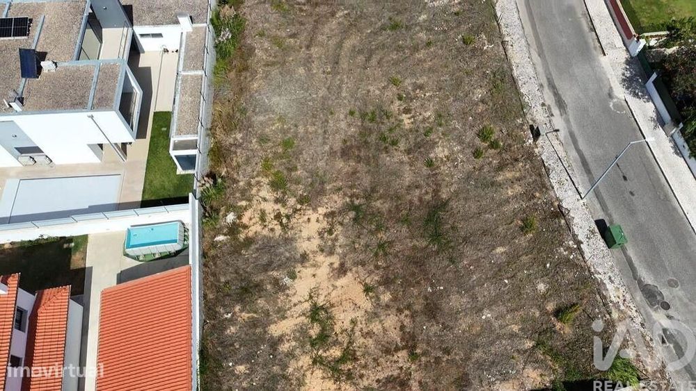 Terreno em Rio Maior de 240,00 m2