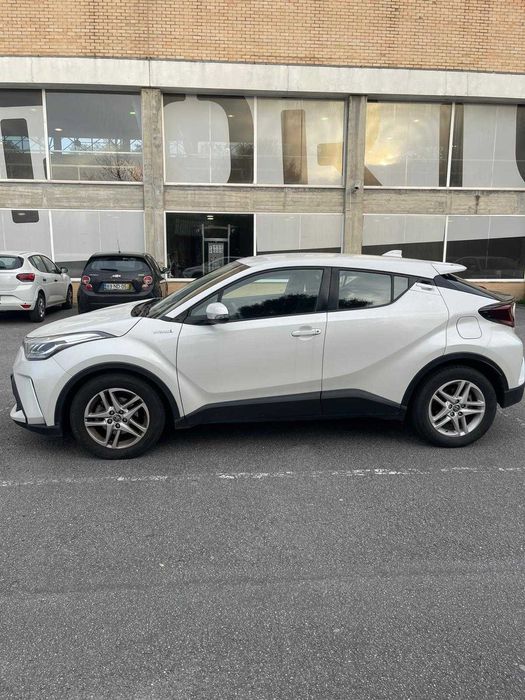 Toyota C-HR 1.8 Hybrid