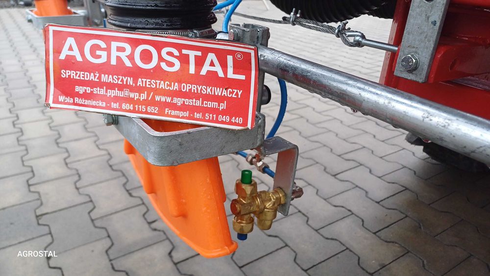 Opryskiwacz sadowniczy do truskawek Agrola Aeris H 1000 l