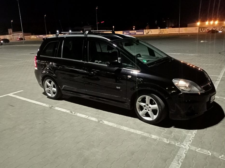 Opel Zafira B OPC Line
