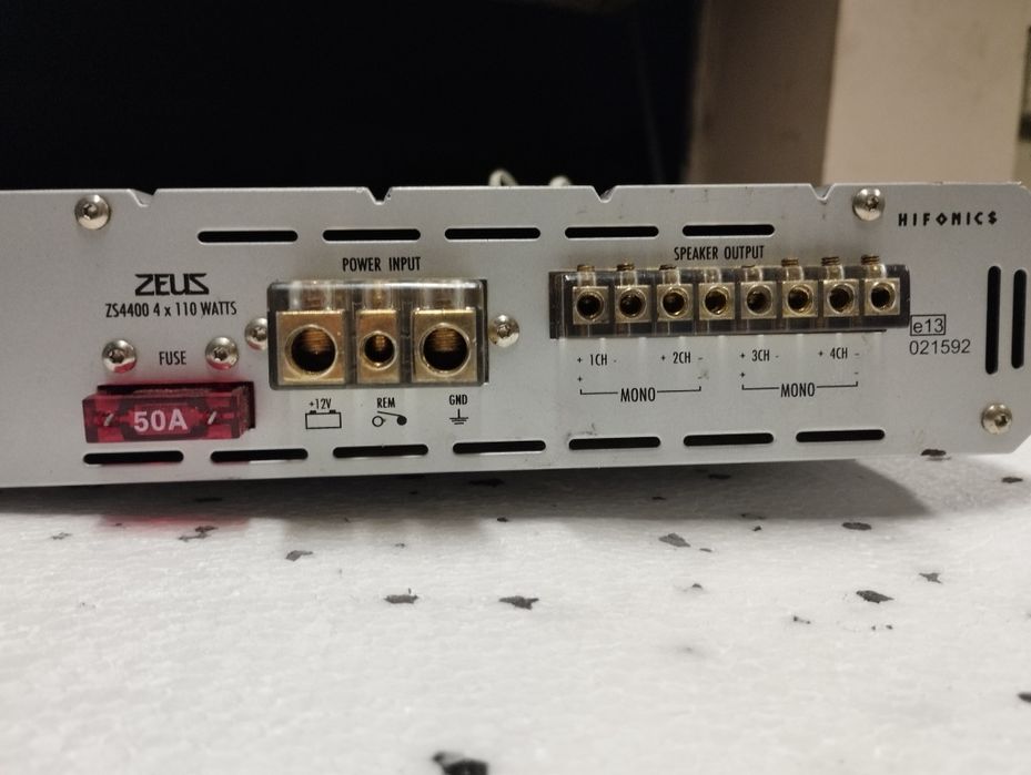 Wzmacniacz samochodowy Hifonics Zeus zs 4400