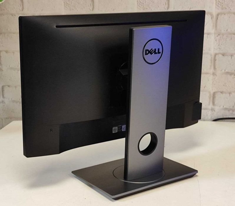 ОПТ ∎ Монітор професійний ∎ DELL P2217H ∎ 22" ∎ IPS ∎ FullHD ∎ LED ∎ HDMI ∎ VGA ∎ DP ∎ USB