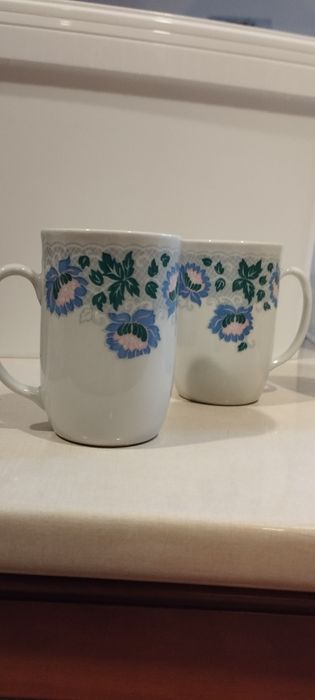 Serwis Śniadaniowy-Chodzież. 6Kubkow+Dzban.Lata 80-te