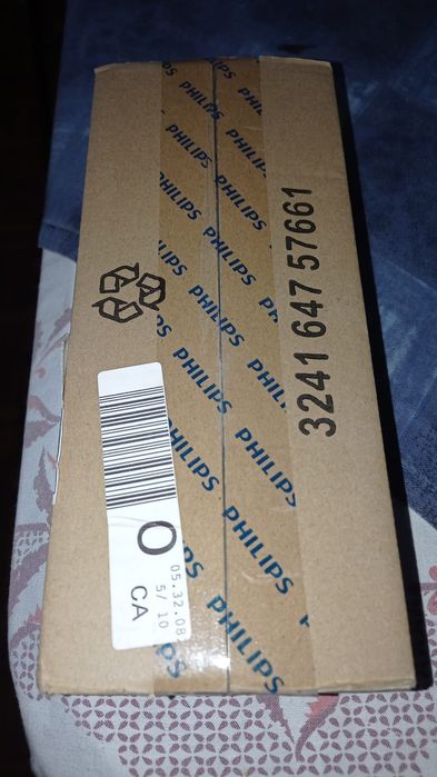 Vendo caixa de lâmpadas, conforme especificações na caixa.
