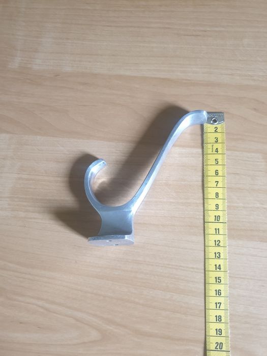 Gancho para bengaleiro antigo