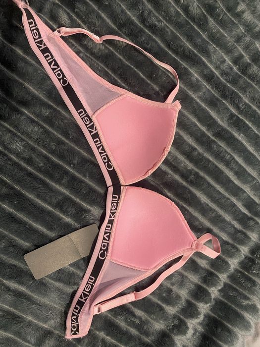Білизна Calvin Klein