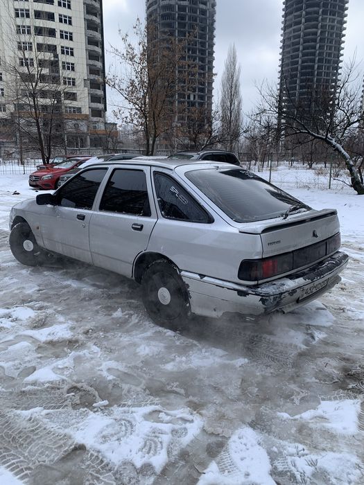Продам Ford Sierra 2.0 DOHC