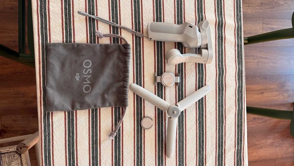 DJI Osmo Mobile 4
