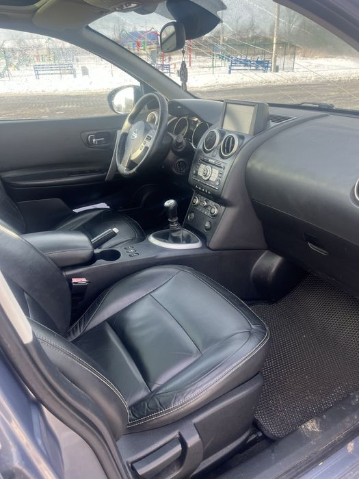 Продам власне авто в гарному стані