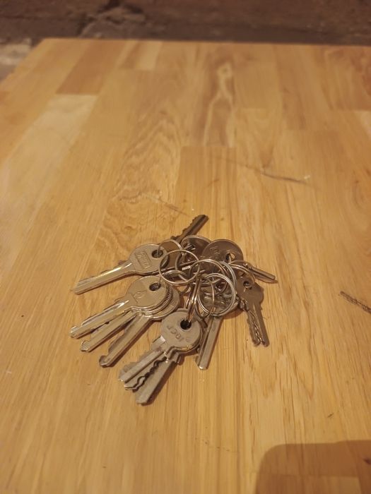 Klucze do zamków ok 15 sztuk zestaw