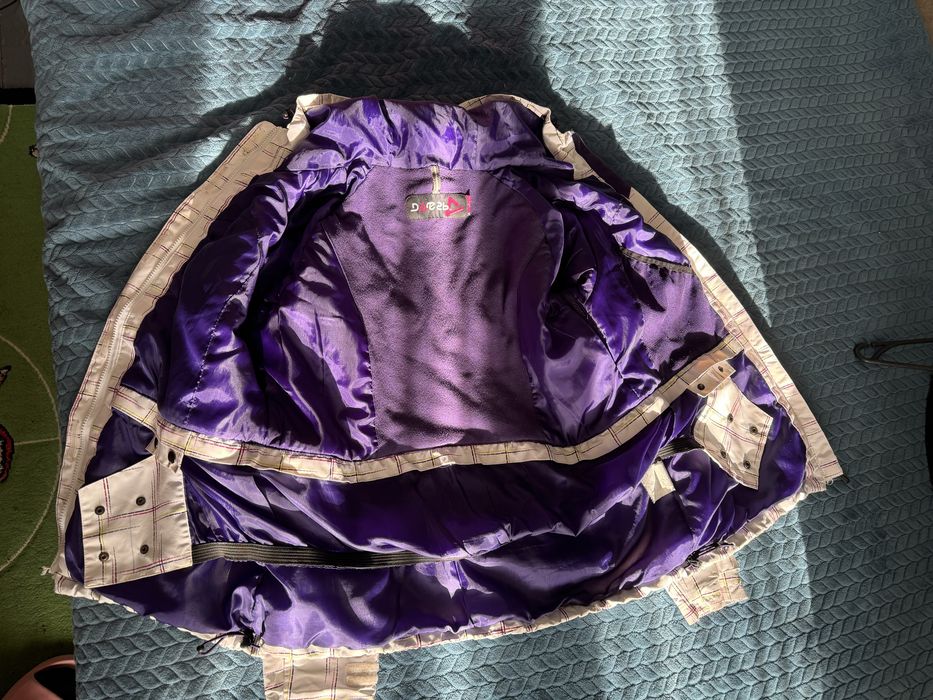 Продам лижну куртку жіночу