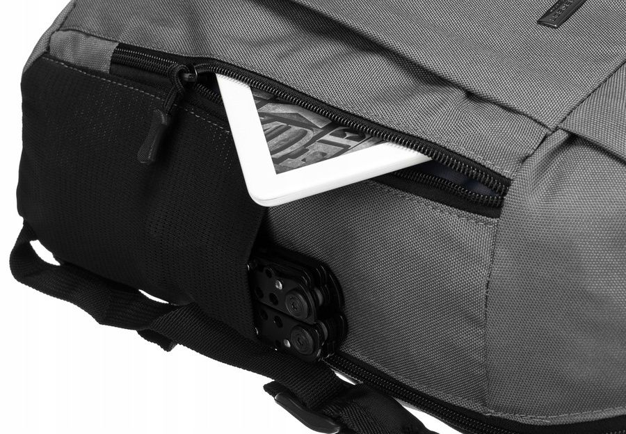 mały plecak turystyczny z poliestru - peterson