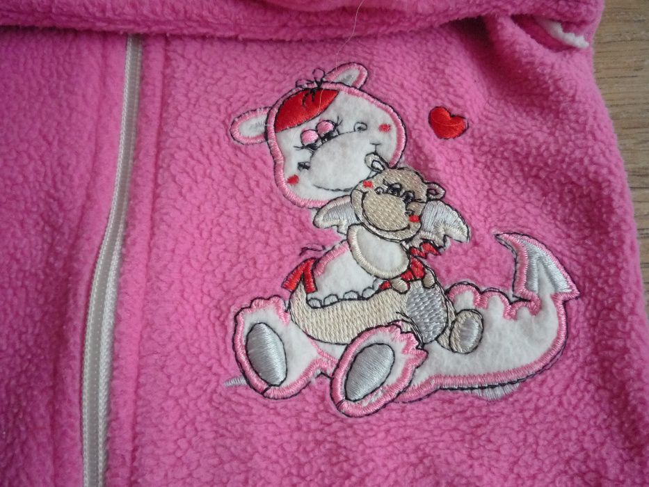 Polarowy dres dla dziewczynki