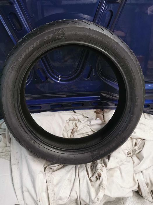 Pneu Avon 160.60r18