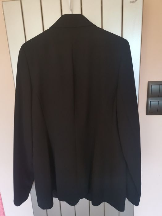 Marynarka damska z ozdobnymi elementami